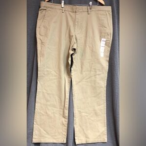 NWT, Old Navy ultimate straight 40 x 30 khaki pants side pockets Men's